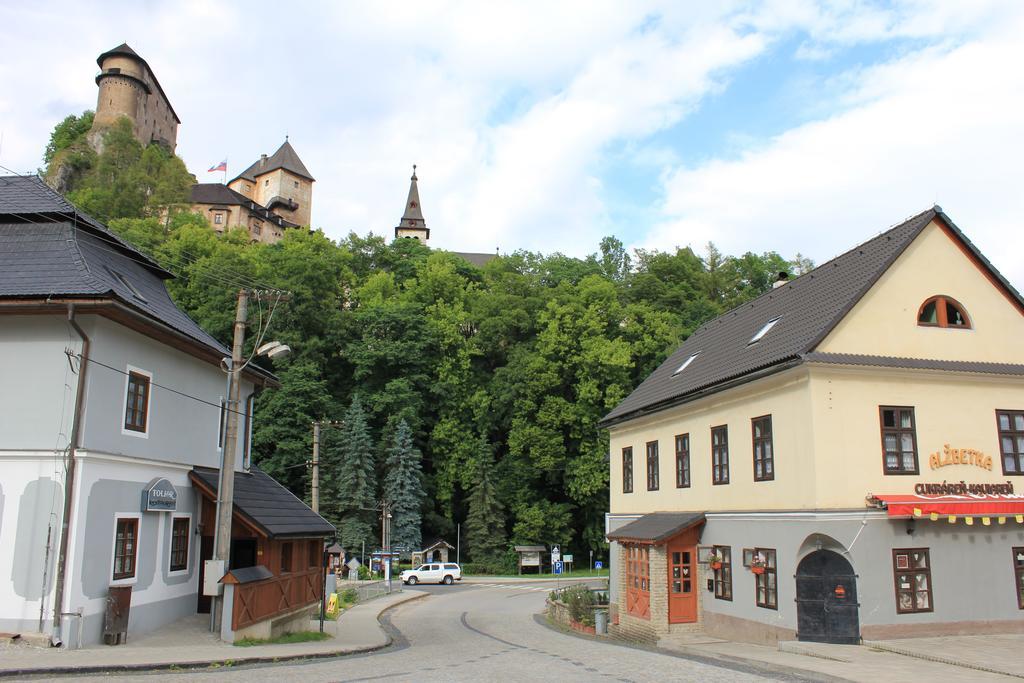 Urban Center Hotel Oravsky Podzamok Exterior photo